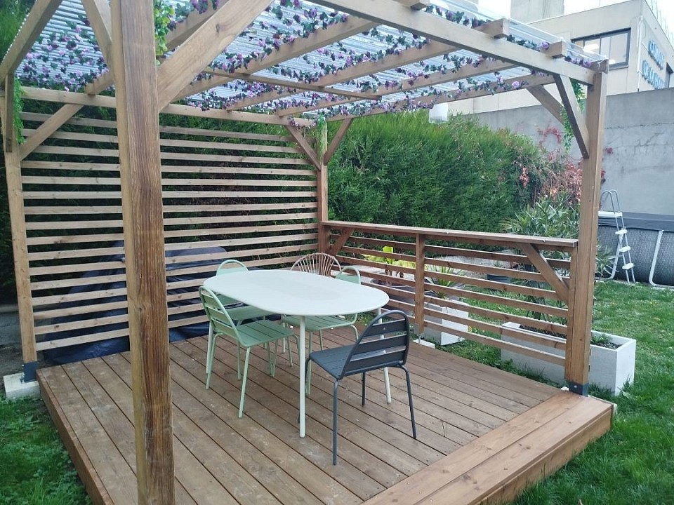 PERGOLA